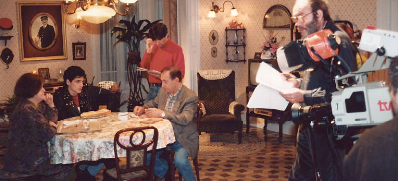 Gila en el rodaje de la serie '¿De parte de quién?'