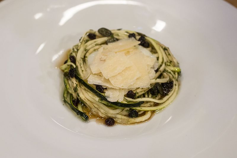 Trampantojo - Nido de queso, huevo y calabacín