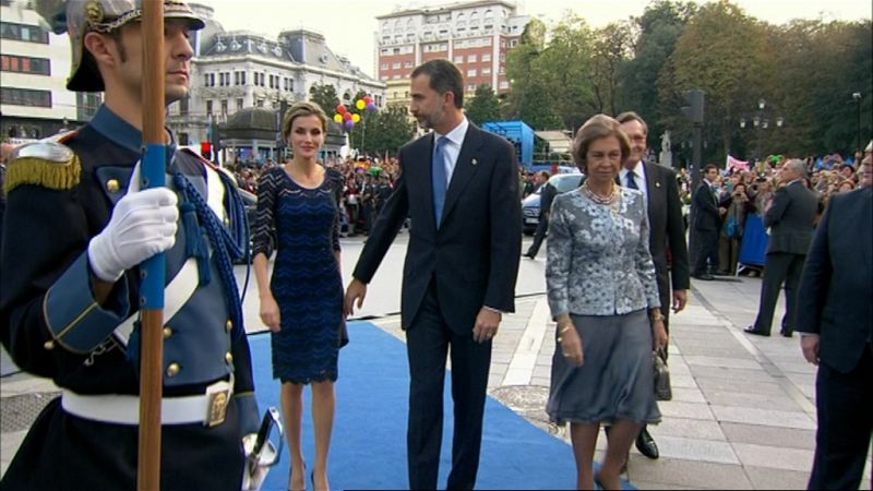 Ceremonia de entrega de los Premios Príncipe de Asturias 2014. Llegada de los reyes al Teatro Campoamor