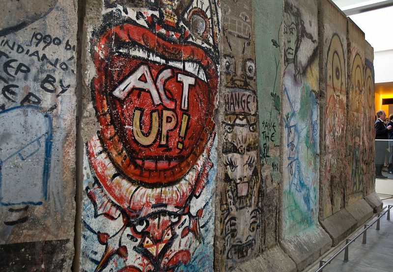 Una foto tomada en 2008 muestra una sección del Muro de Berlín.