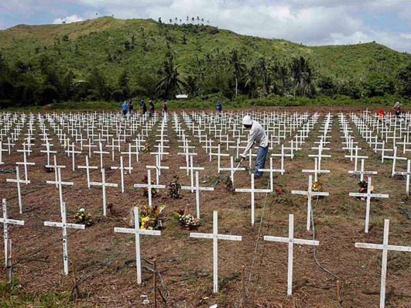 Cementario de las víctimas de Haiyan en Tacloban