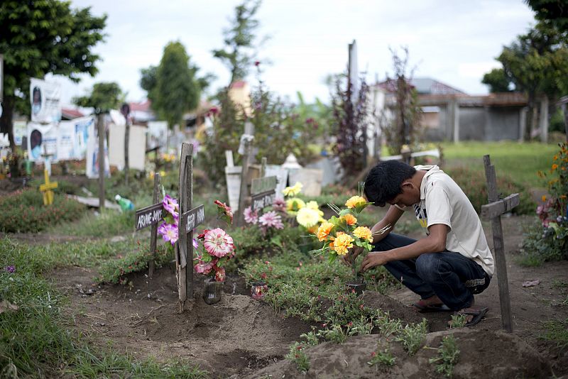 El tifón Haiyan causó miles de muertos y desaparecidos en Filipinas