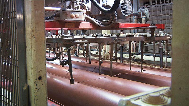 En la galletera se conforman las tejas.