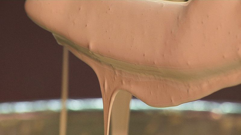 De esta masa salen dos turrones: el de Alicante (o duro) y el de Jijona (o blando).