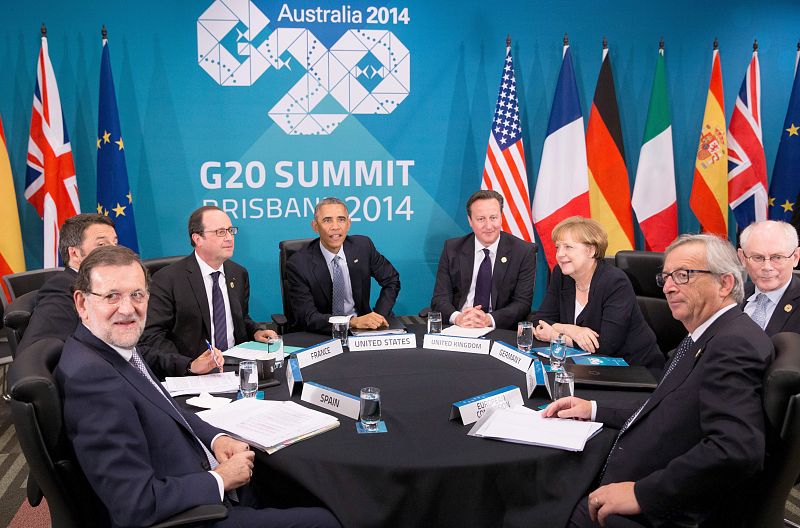De izda. a drcha., Rajoy, Renzi, Hollande, Obama, Cameron, Merkel, Rompuy y Juncker en el G20 en Brisbane