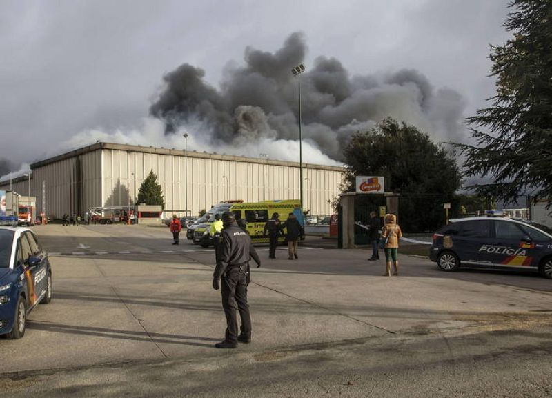 UN INCENDIO CAUSA DAÑOS MUY GRAVES EN LA FÁBRICA DE CAMPOFRÍO EN BURGOS