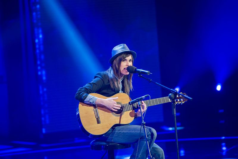 'Duermes mientras yo escribo' de 'Seilaesencia' en Hit-La Canción. 