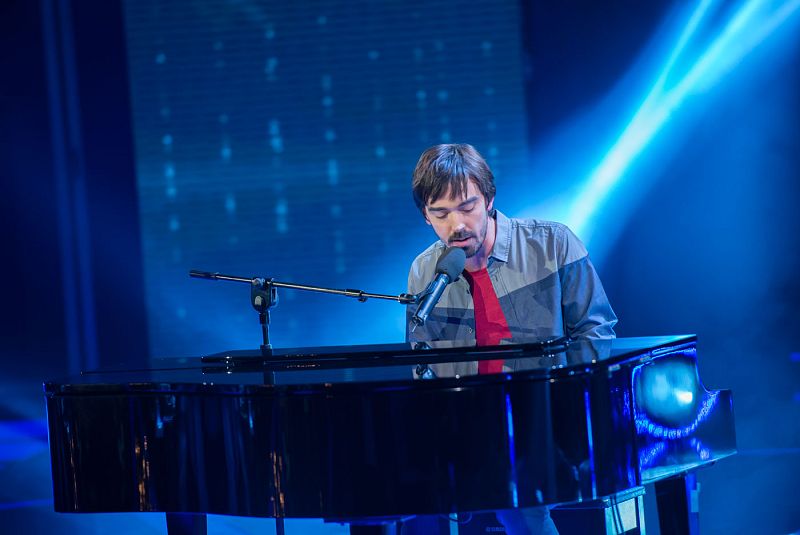  'Vamos a intentarlo' de Mario Viñuela en Hit-La Canción