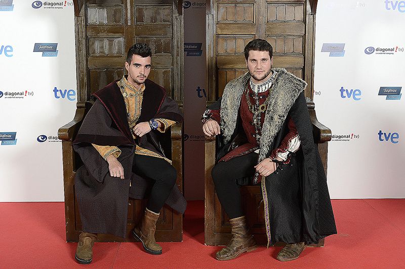 Los fans isabelinos dicen adiós a la reina