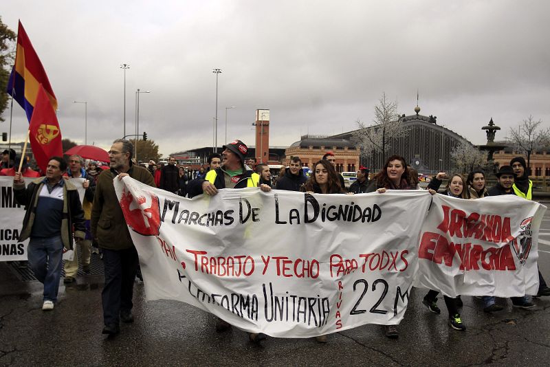 Llegada a la estación de Atocha de una de las Marchas por la Dignidad.