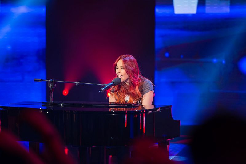 'Palabra de mujer' de Lara Pinilla en Hit-La Canción