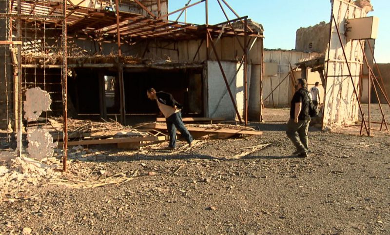 Viejos decorados cinematográficos en el llano de El Chorrillo