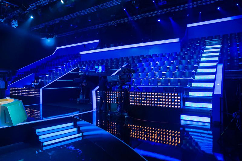 Muy pronto llenaremos esté plató con un público increíble.