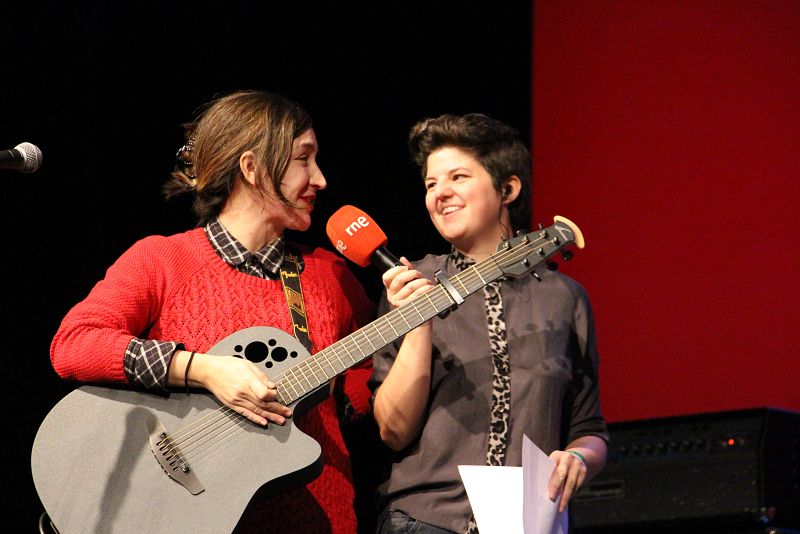 Alicia Álvarez (la otra mitad de Pauline en la Playa) charla con Paula Quintana