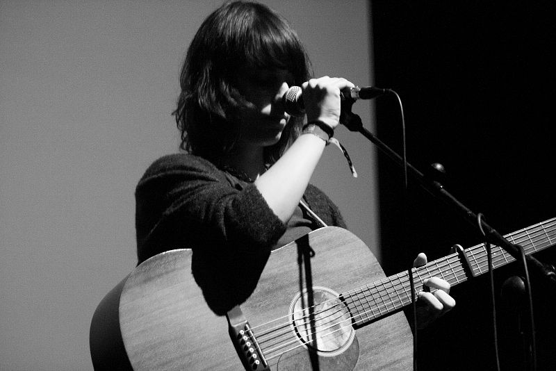 María Lastra, vocalista de HUIAS