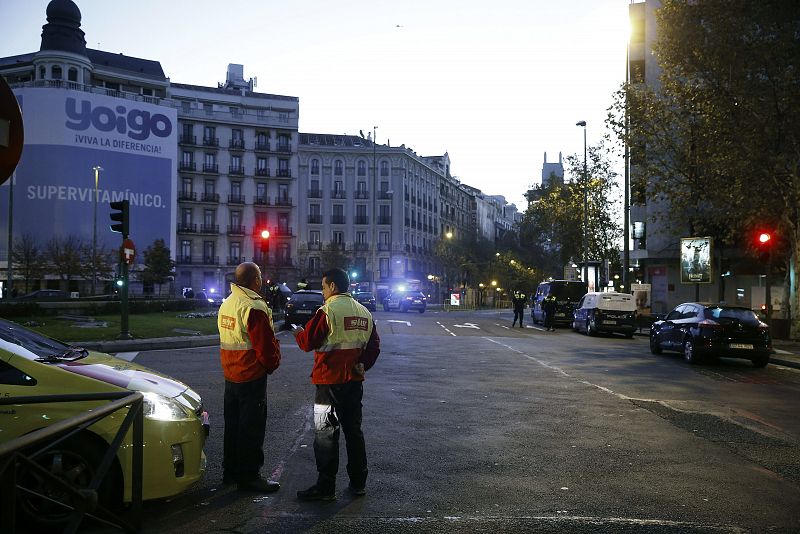 UN DETENIDO POR ESTRELLAR COCHE CONTRA LA SEDE DEL PP CON UNA BOMBONA BUTANO