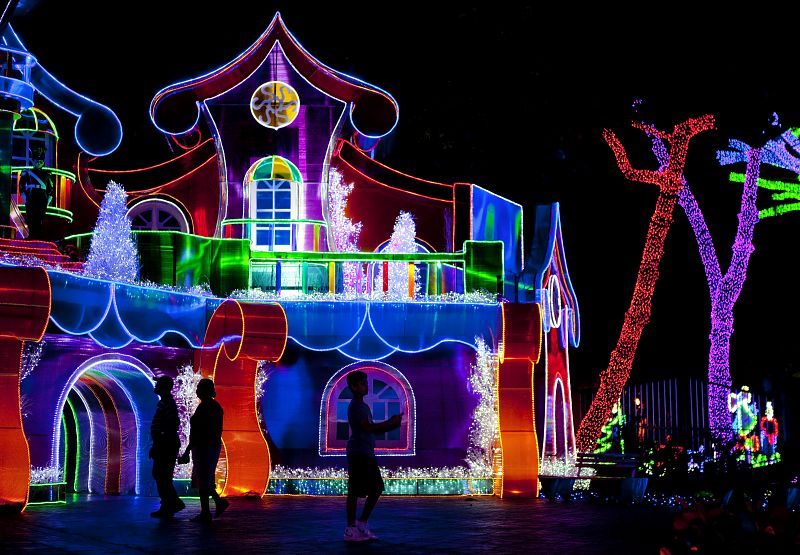 El "Parque de la Luz", en Santo Domingo, durante la Nochebuena