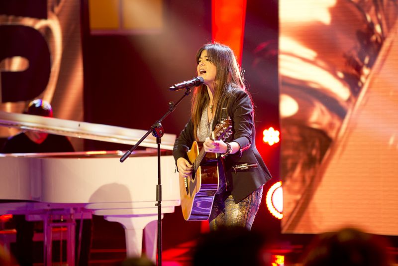 Vanesa Martín, viene en busca de un nuevo hit que suene también como en su voz como 'Frenar enero'.