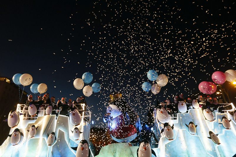 Una de las carrozas de la cabalgata de los Reyes Magos en Madrid