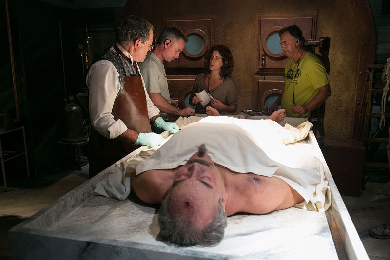 Mira cómo se rodó el capítulo "El anillo Rosacruz"