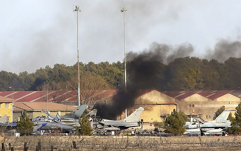 Un avión F-16 que participaba en el programa Tactical Leadership Programm (TLP) de la OTAN cayó al suelo cuando efectuaba una maniobra de despegue