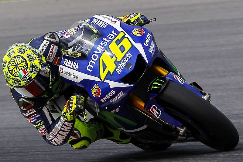 Valentino Rossi, de Yamaha, durante los entrenamientos de pretemporada