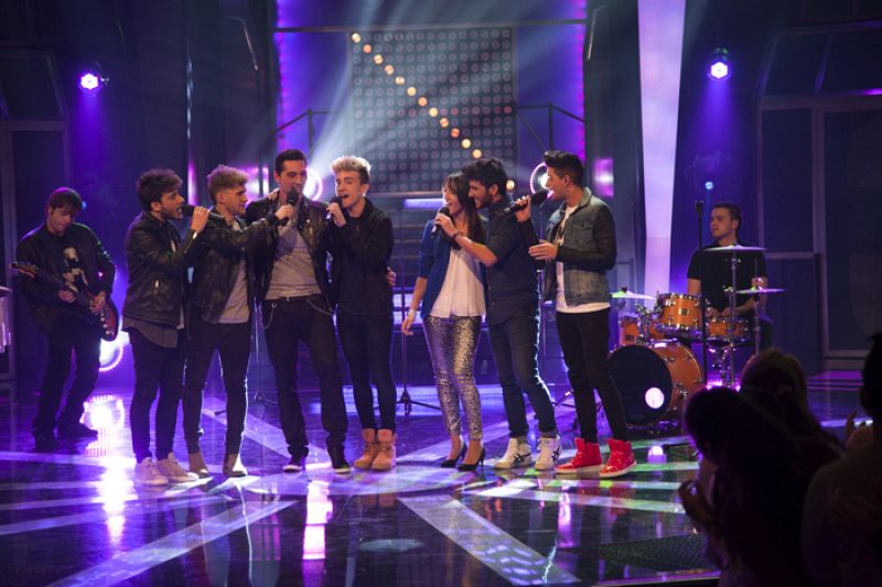 Auryn interpreta 'Tic tac' en busca de ser el hit del año