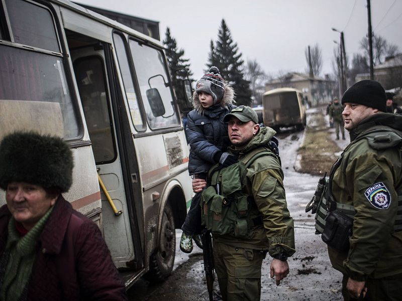 Las autoridades locales de las ciudades de Gorlovka y Yenakievo están alojando a los refugiados en residencias comunales.