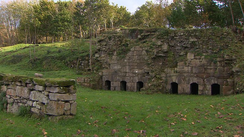 Hornos de la antigua fábrica de Sargadelos