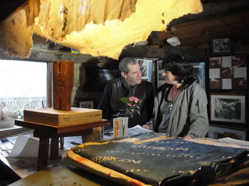 Con Correa Corredoira repasando publicaciones del laboratorio de formas