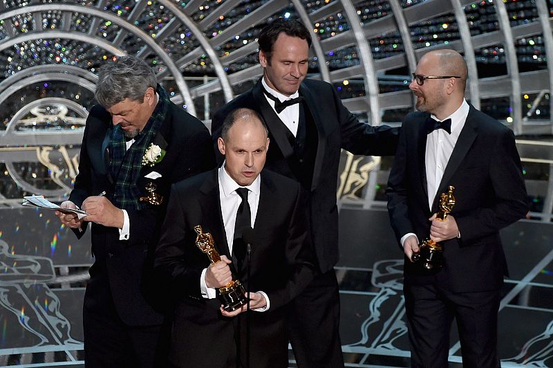 Paul Franklin recoge el oscar a los mejores efectos visuales por 'Interstellar'