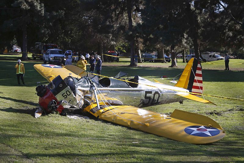 An airplane sits after crash landing at Penmar Golf Course in Venice, Los Angeles