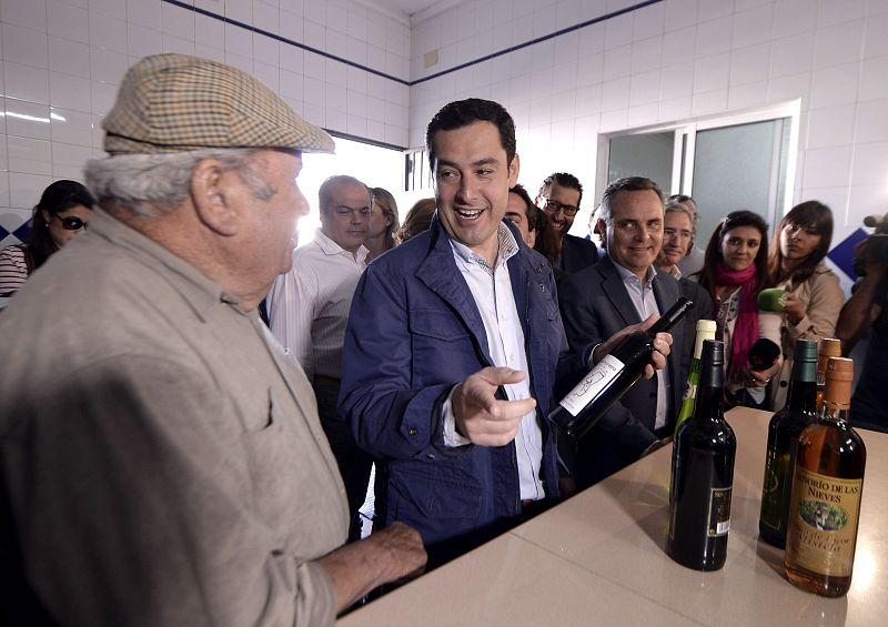 MORENO VISITA UNA COOPERATIVA EN LOS PALACIOS