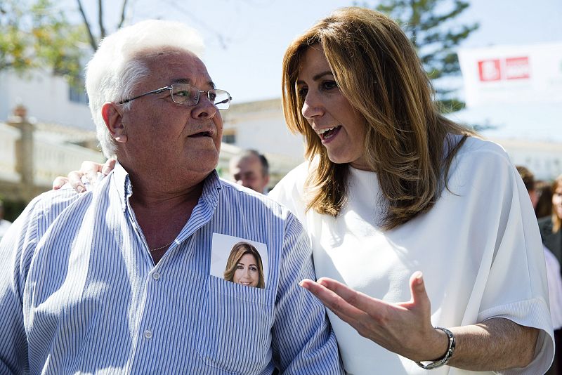 SUSANA DÍAZ VISITA LA LOCALIDAD MALAGUEÑA DE ALOZAINA