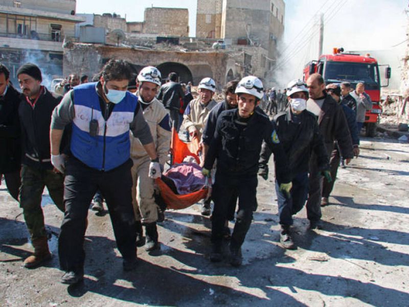  Las bombas de barril dejaron el último año miles de muertos y mutilados. 