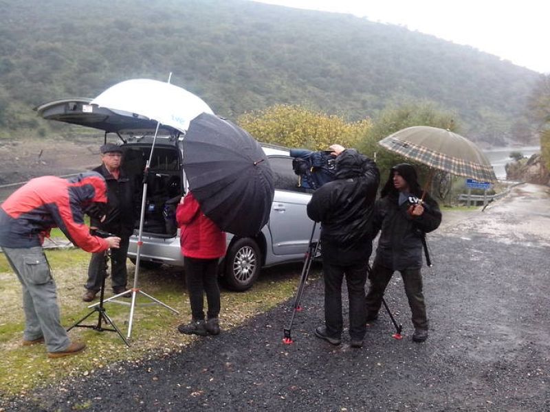 Entrevista bajo la lluvia