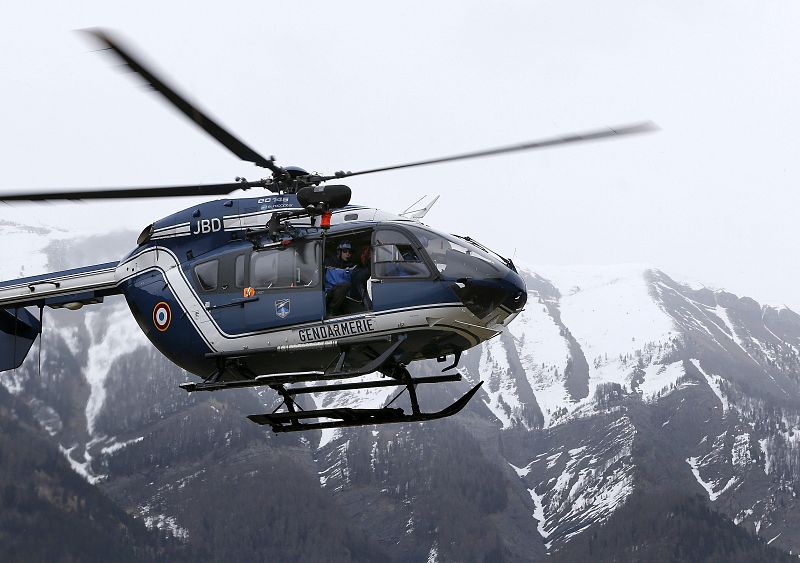 LA GENDARMERÍA TARDARÁ VARIOS DÍAS EN RECUPERAR LOS CUERPOS DEL ACCIDENTE