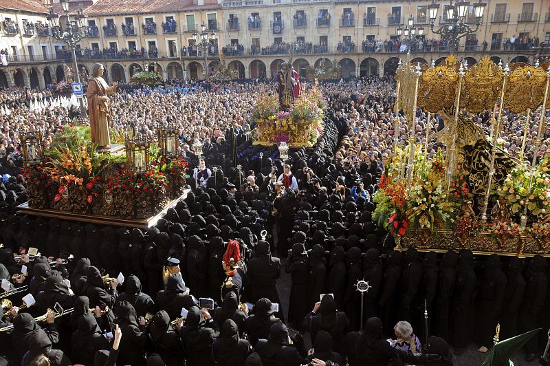 PROCESIÓN DE LOS PASOS