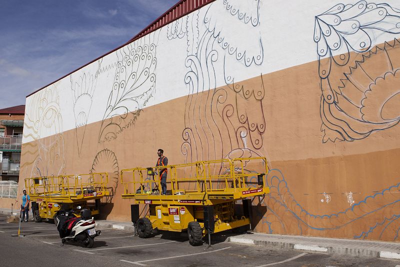 El colectivo madrileño Boa Mistura firma un inmenso mural en MULAcity.