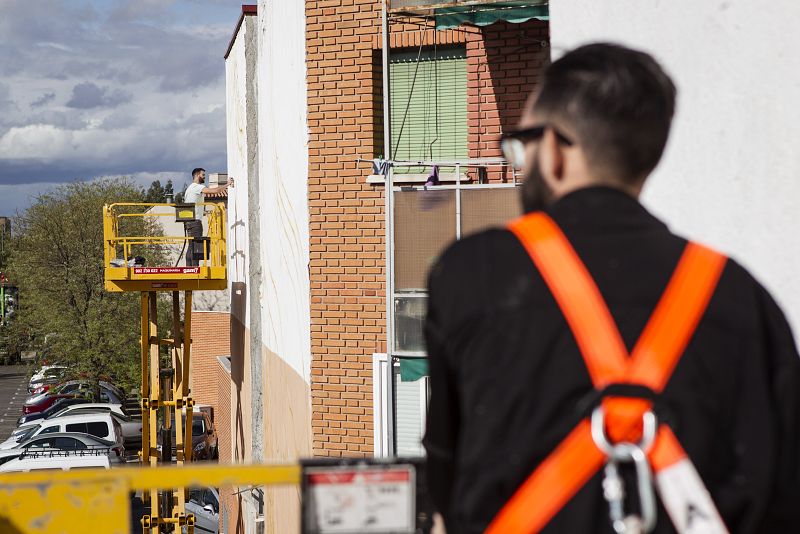 Artistas urbanos de España y el extranjero se dan cita en la mayor intervención de arte urbano a nivel nacional.