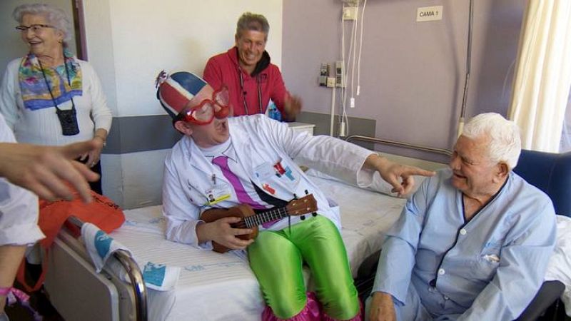 Payasosalud canta el clavelito