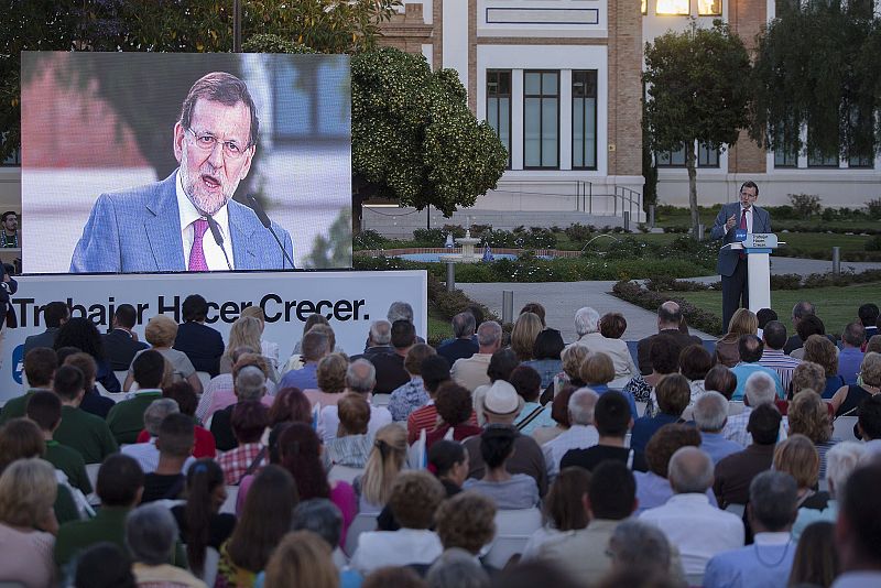 El presidente del PP, Mariano Rajoy, ha elegido Málaga para abrir la campaña electoral