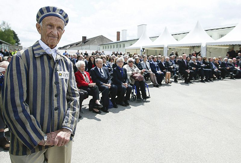 Celebran el 70 aniversario de la liberación del campo de concentración de Mauthausen (Austria) por el ejército norteamericano.