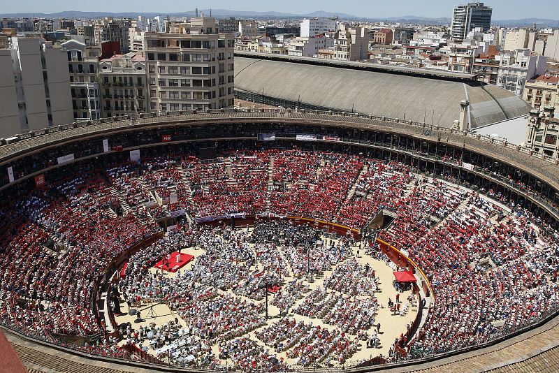 SÁNCHEZ PIDE A LOS INDECISOS APOYAR AL PSOE ANTE UN PP "AGOTADO Y ASEDIADO"