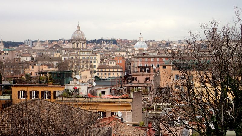 Ruperto Chapí completa su formación musical como pensionado de la Academia Española en Roma.