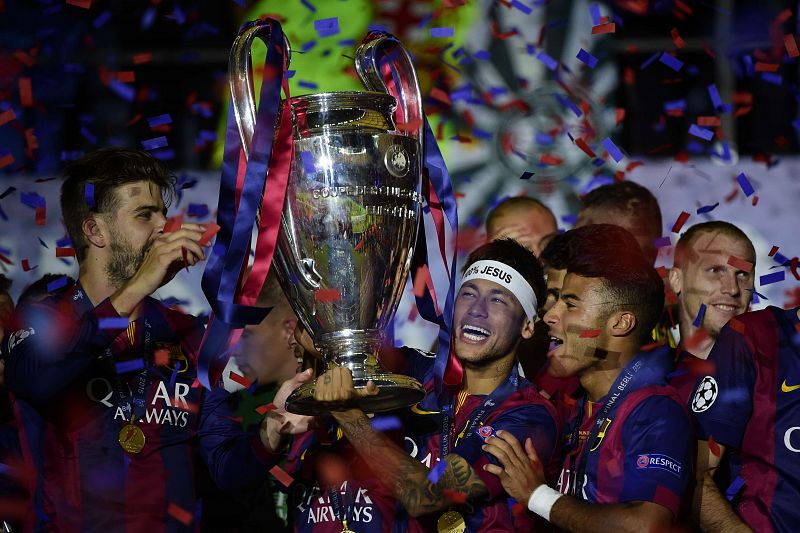 El conjunto azulgrana levanta la quinta Copa de Europa y su segundo triplete.