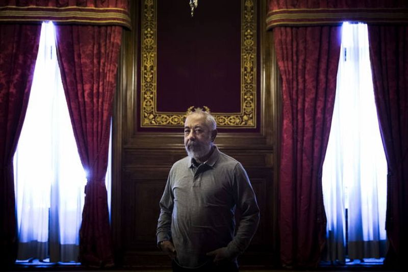 ENTREVISTA AL ESCRITOR CUBANO LEONARDO PADURA