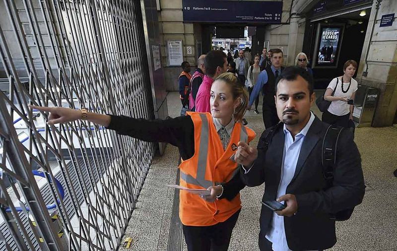 Toda la red de metro de Londres permanecerá cerrada hasta las 21:30, hora local, de este jueves