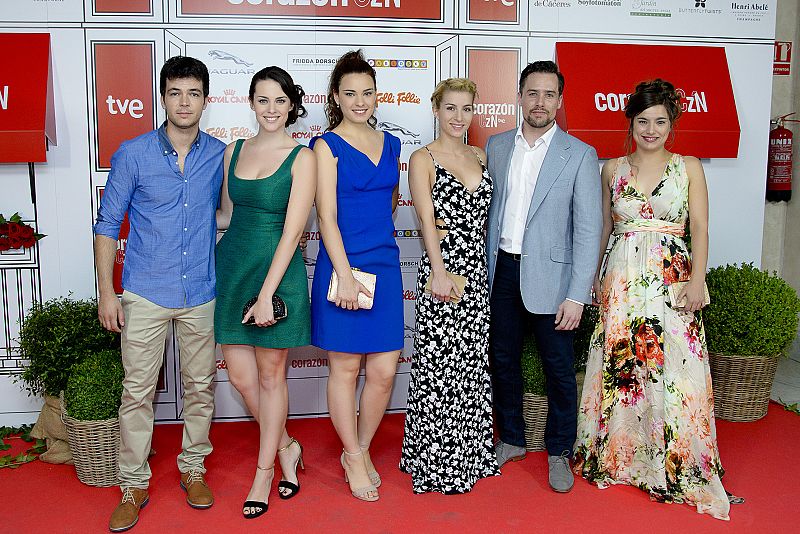 '5.000 Corazones' - Los actores de Acacias 38 pasaron por el photocall