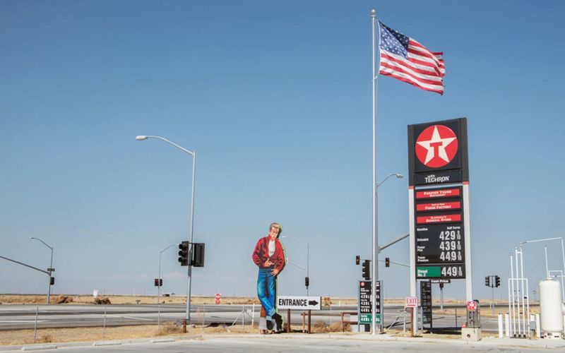 Gasolinera en California